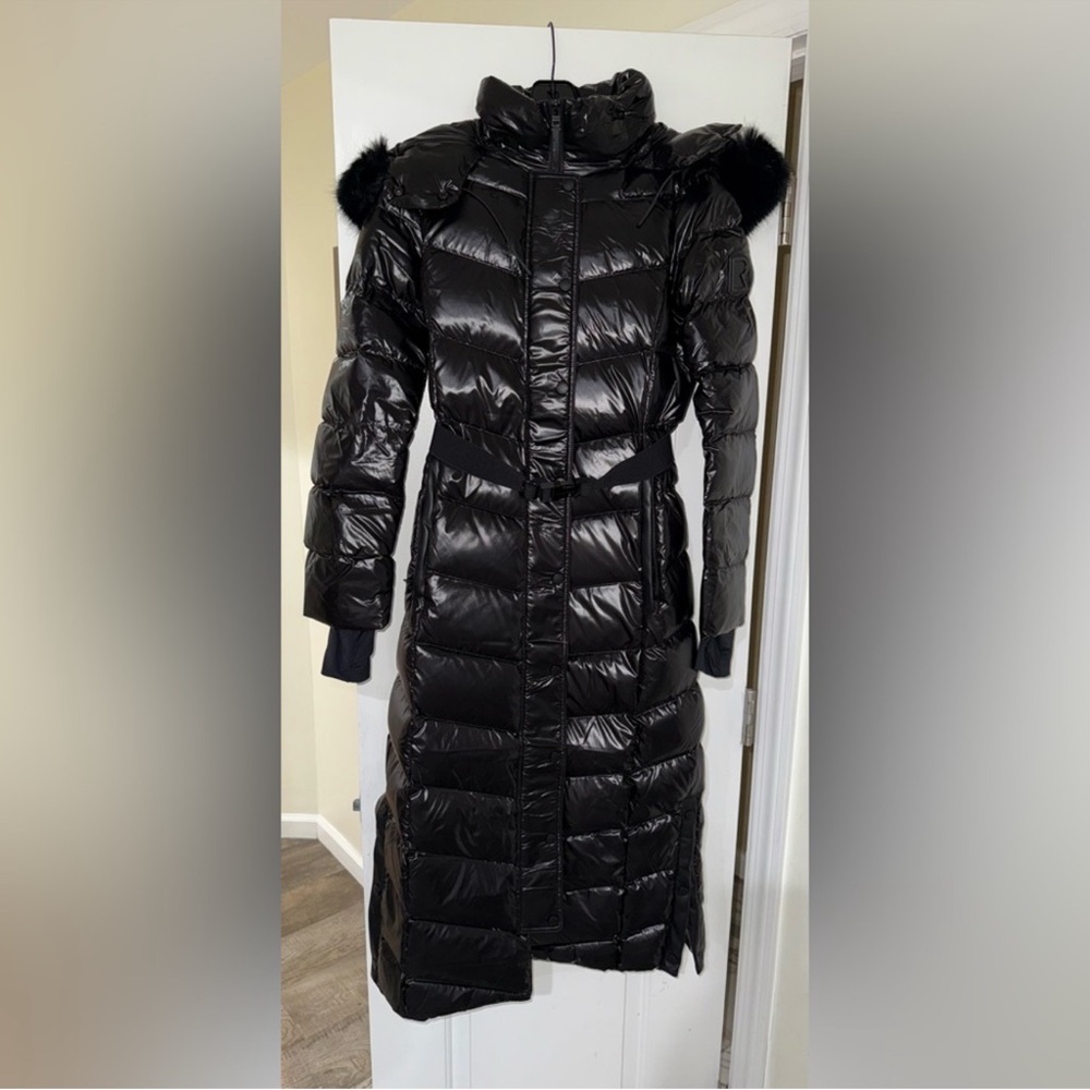 RUDSAK ELSIE S WOMEN'S GLOSSY BELTED MAXI DOWN PUFFER